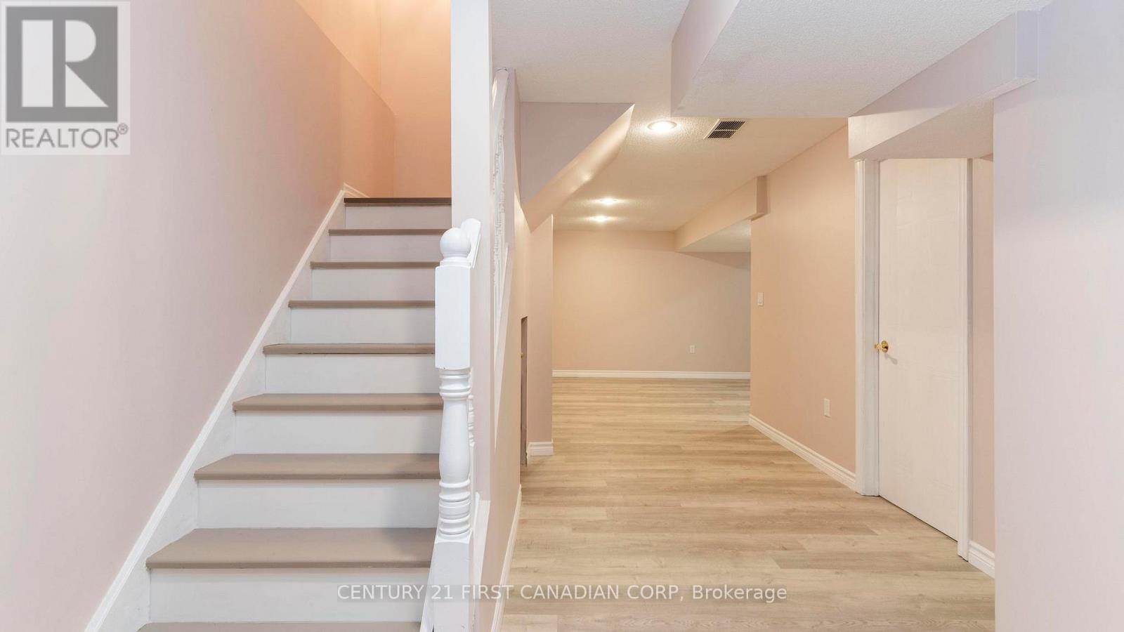 288 Jensen Road, London East (East D), Ontario  N5V 4X3 - Photo 25 - X12521390