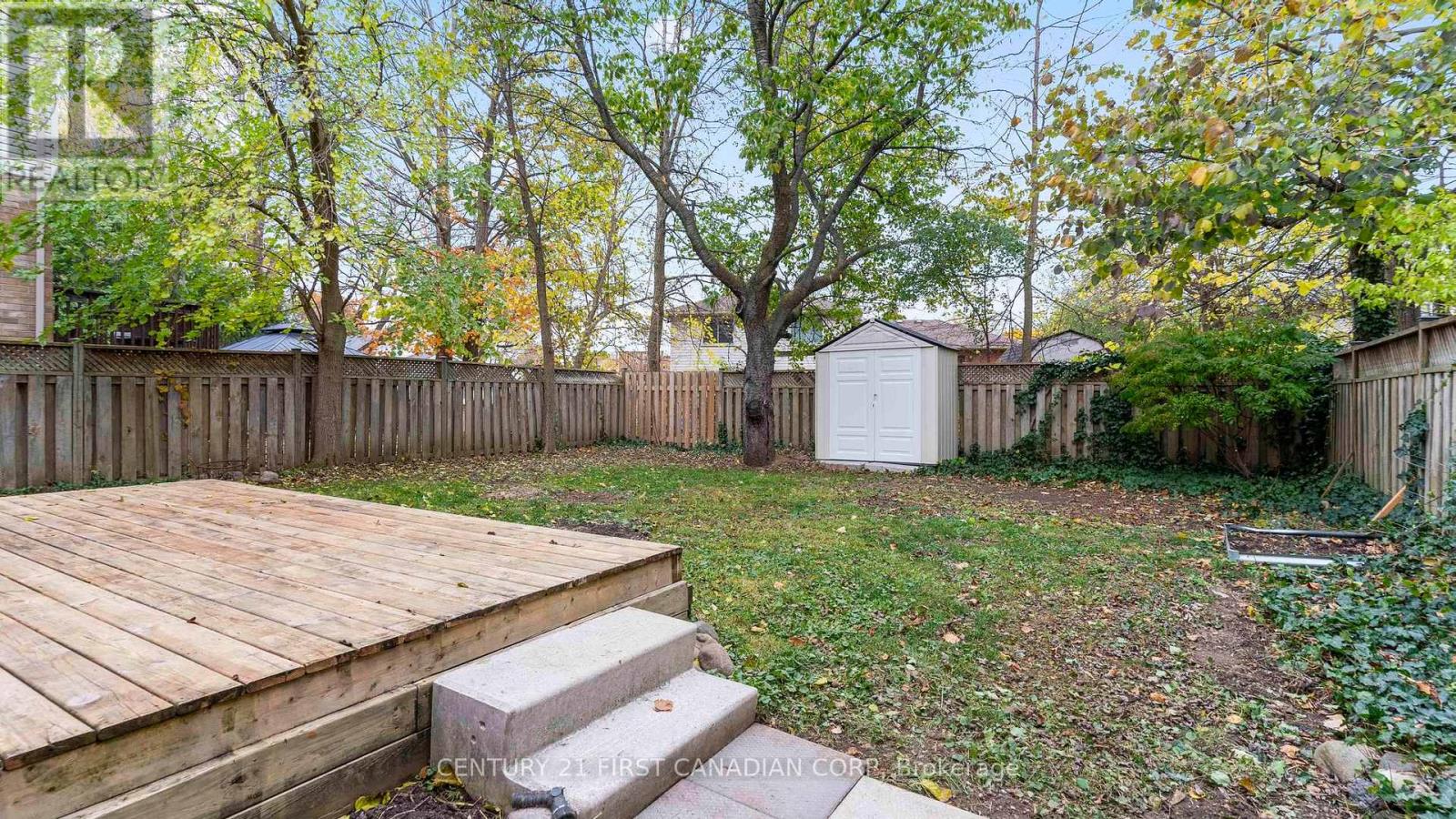 288 Jensen Road, London East (East D), Ontario  N5V 4X3 - Photo 32 - X12521390