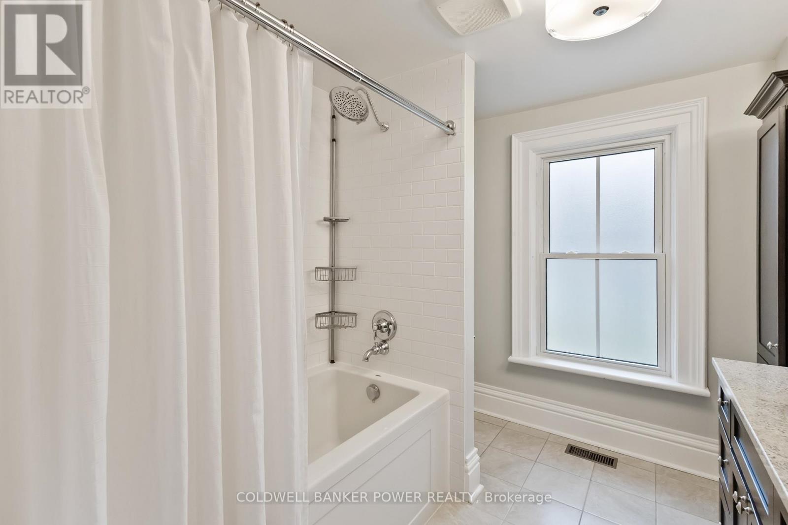 78 Harris Road, Middlesex Centre, Ontario N0L 1E0 - Photo 30 - X12521668