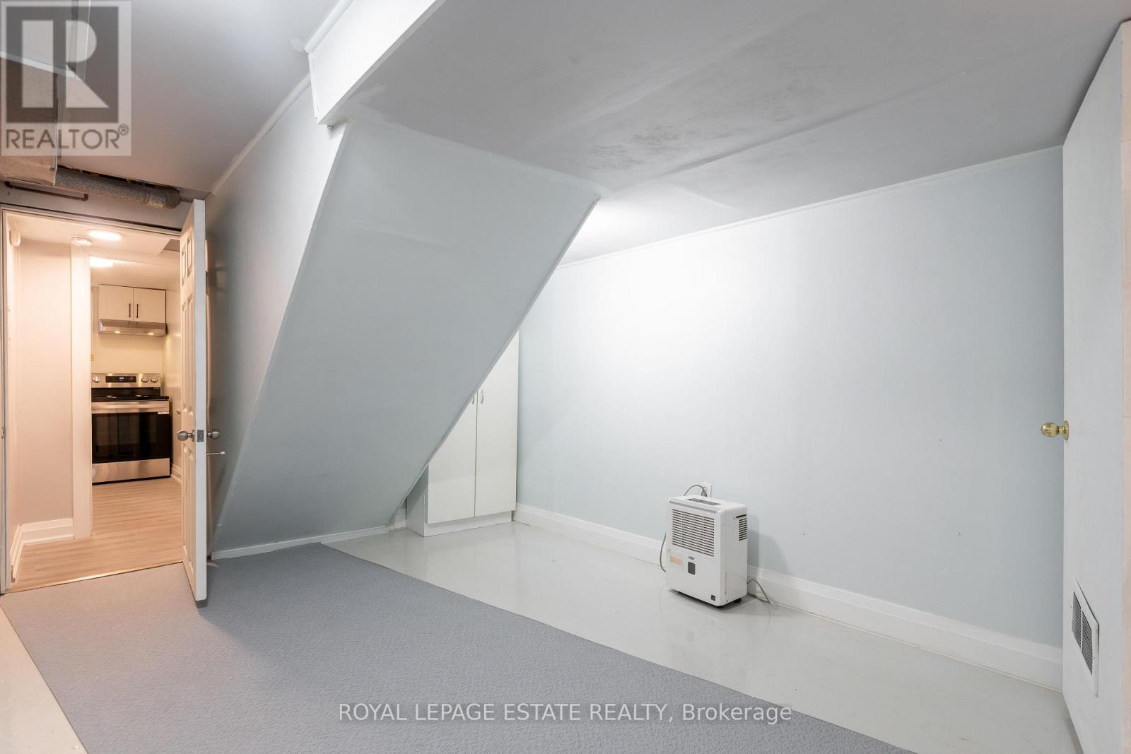 (Lower) 1040 Victoria Park Avenue, Toronto, Ontario  M4B 2K1 - Photo 10 - E12521192