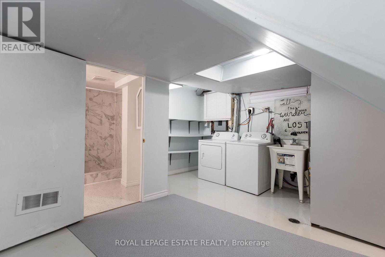 (Lower) 1040 Victoria Park Avenue, Toronto, Ontario  M4B 2K1 - Photo 8 - E12521192