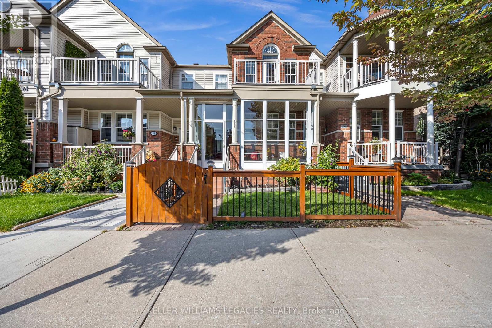 60 PORT UNION ROAD, Toronto, Ontario