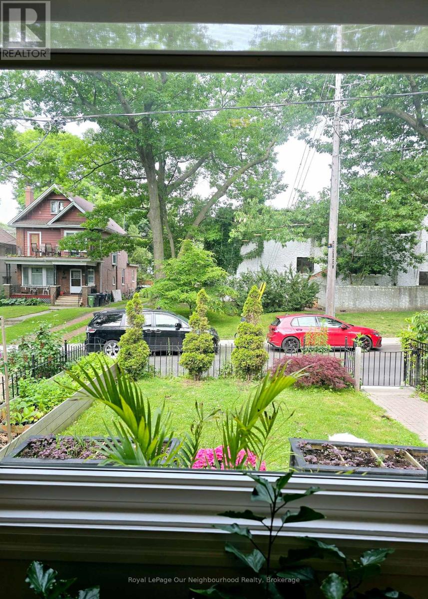 Main - 23 Beech Avenue, Toronto, Ontario  M4E 3H3 - Photo 12 - E12521358