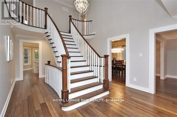 5 Tannery Creek Crescent, Aurora, Ontario  L4G 5N3 - Photo 3 - N12521240