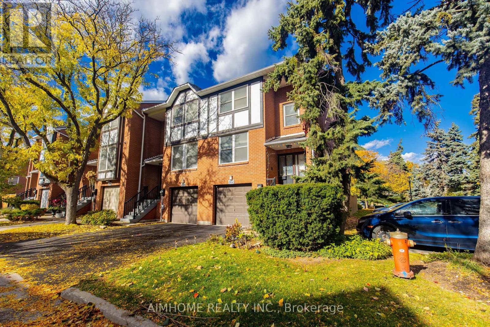 362 Simonston Boulevard, Markham, Ontario L3T 4T5 - Photo 3 - N12521246