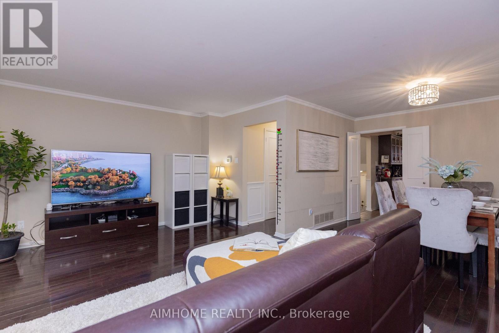 362 Simonston Boulevard, Markham, Ontario L3T 4T5 - Photo 8 - N12521246