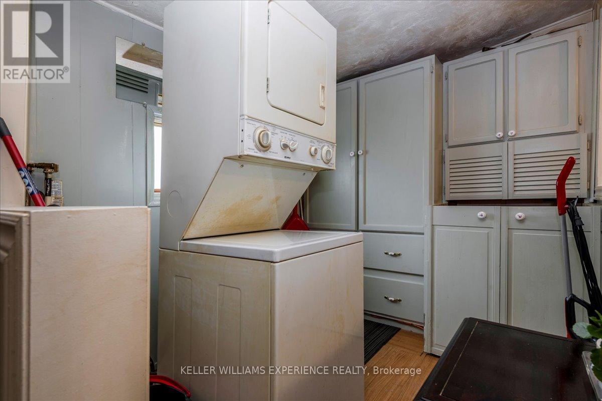 31 Third Street, Essa, Ontario  L0M 1B3 - Photo 14 - N12521254