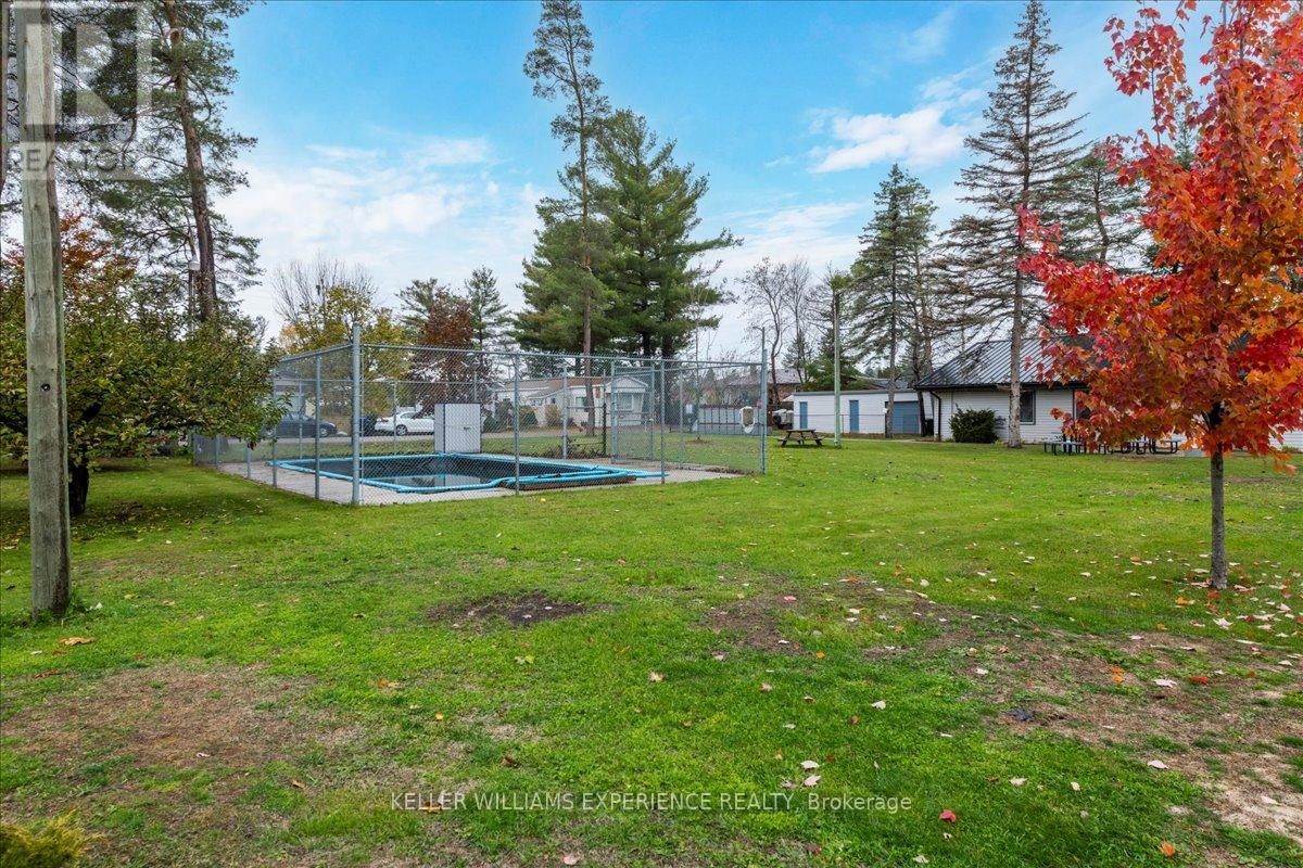 31 Third Street, Essa, Ontario  L0M 1B3 - Photo 19 - N12521254