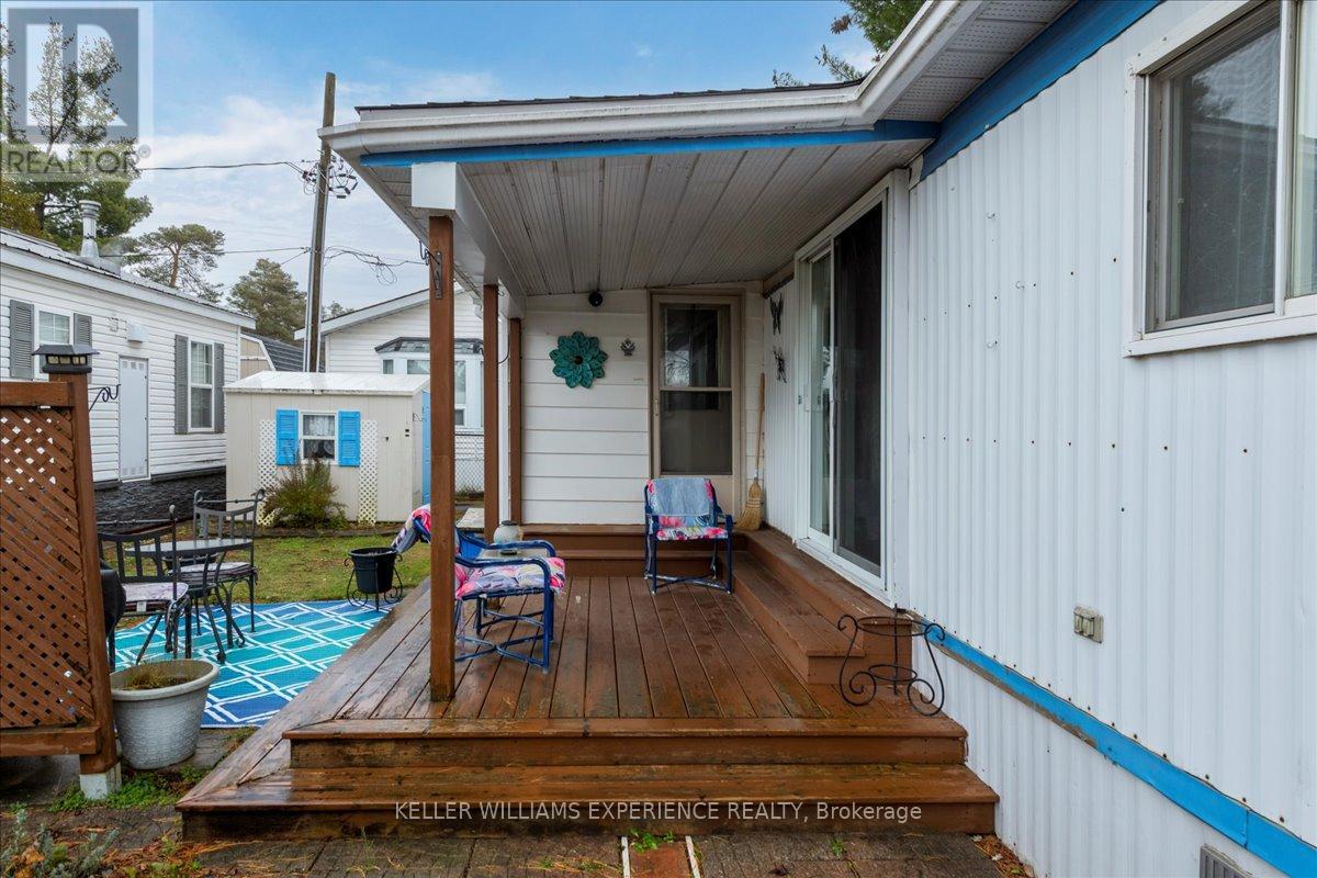 31 Third Street, Essa, Ontario  L0M 1B3 - Photo 3 - N12521254