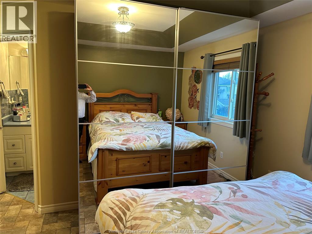 2412 Askin Avenue, Windsor, Ontario N9E 4Z1 - Photo 9 - 25028314