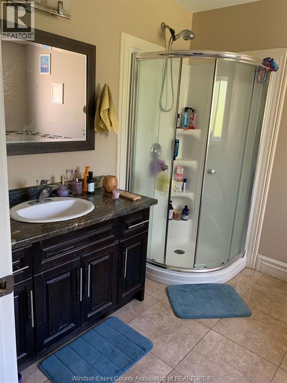 2365 Glenwood Unit# Upper, Windsor, Ontario N9E 3X7 - Photo 11 - 25028306