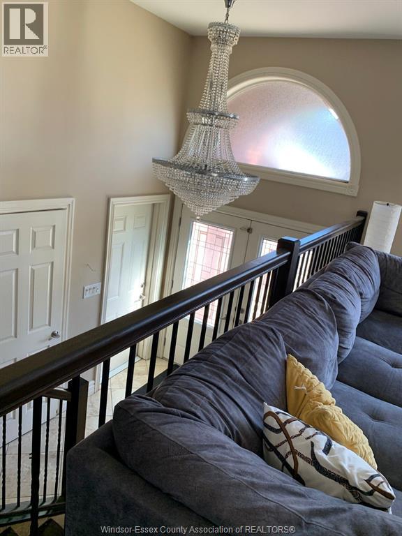 2365 Glenwood Unit# Upper, Windsor, Ontario N9E 3X7 - Photo 3 - 25028306