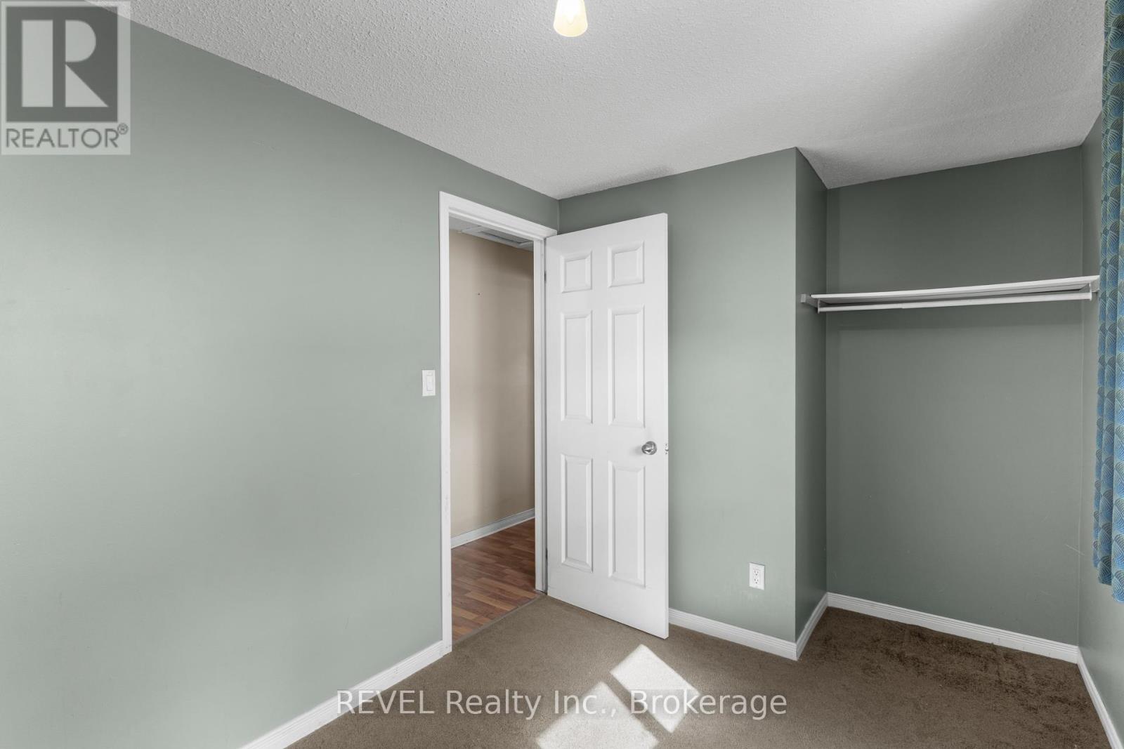 5016 Gage Court, Niagara Falls, Ontario  L2E 7B5 - Photo 12 - X12521372