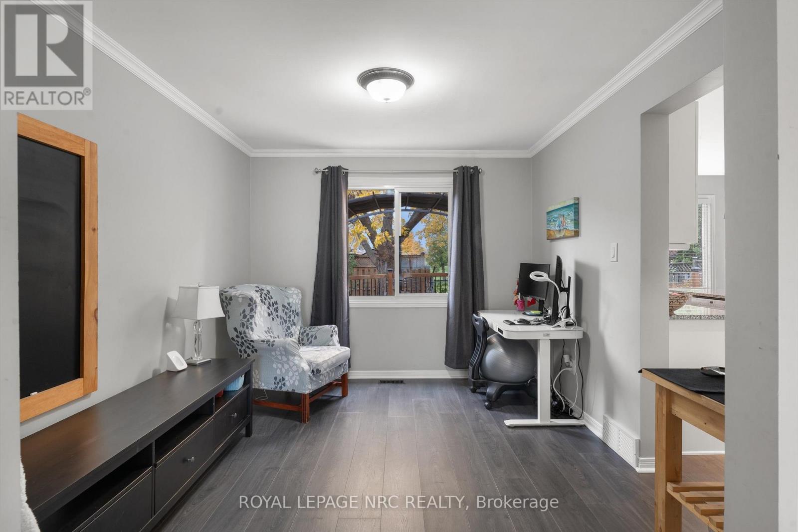 26 Elderwood Drive, St. Catharines, Ontario  L2S 3E5 - Photo 12 - X12521512