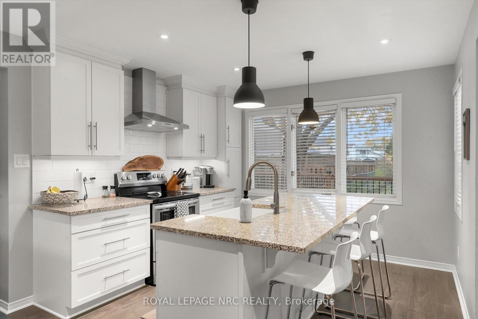 26 Elderwood Drive, St. Catharines, Ontario  L2S 3E5 - Photo 17 - X12521512