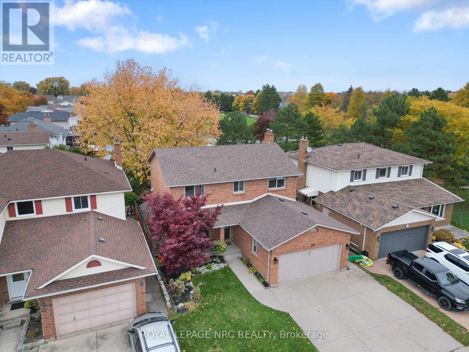 26 Elderwood Drive, St. Catharines, Ontario  L2S 3E5 - Photo 2 - X12521512