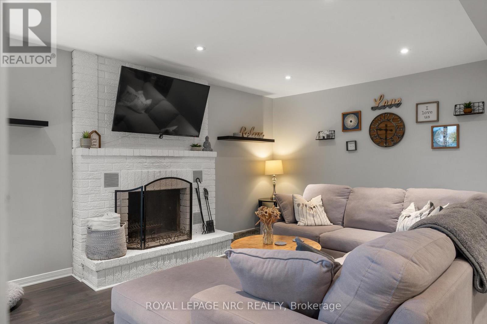 26 Elderwood Drive, St. Catharines, Ontario  L2S 3E5 - Photo 21 - X12521512