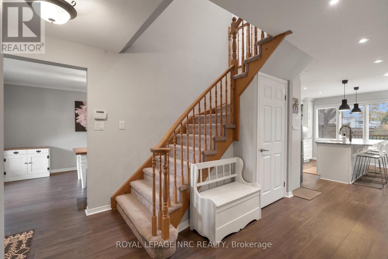 26 Elderwood Drive, St. Catharines, Ontario  L2S 3E5 - Photo 9 - X12521512