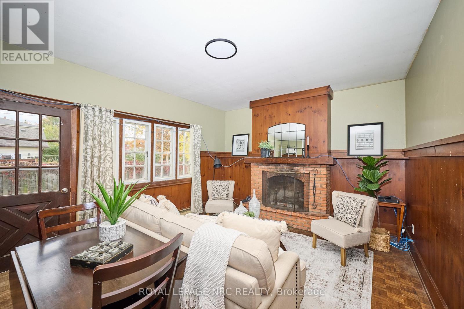 21 Silverdale Drive, St. Catharines, Ontario  L2M 3M9 - Photo 10 - X12521634