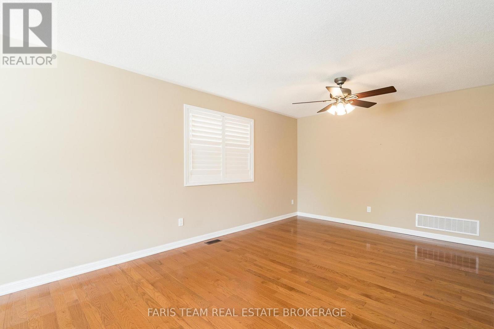 18 - 318 Little Avenue, Barrie, Ontario  L4N 2Z6 - Photo 10 - S12521274