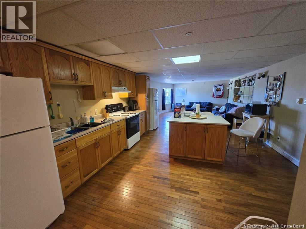 26 Bridge Street, Sackville, New Brunswick  E4L 3N5 - Photo 4 - NB129831