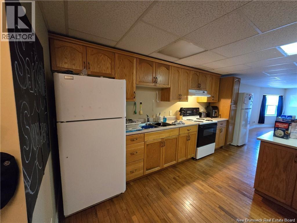 26 Bridge Street, Sackville, New Brunswick  E4L 3N5 - Photo 5 - NB129831
