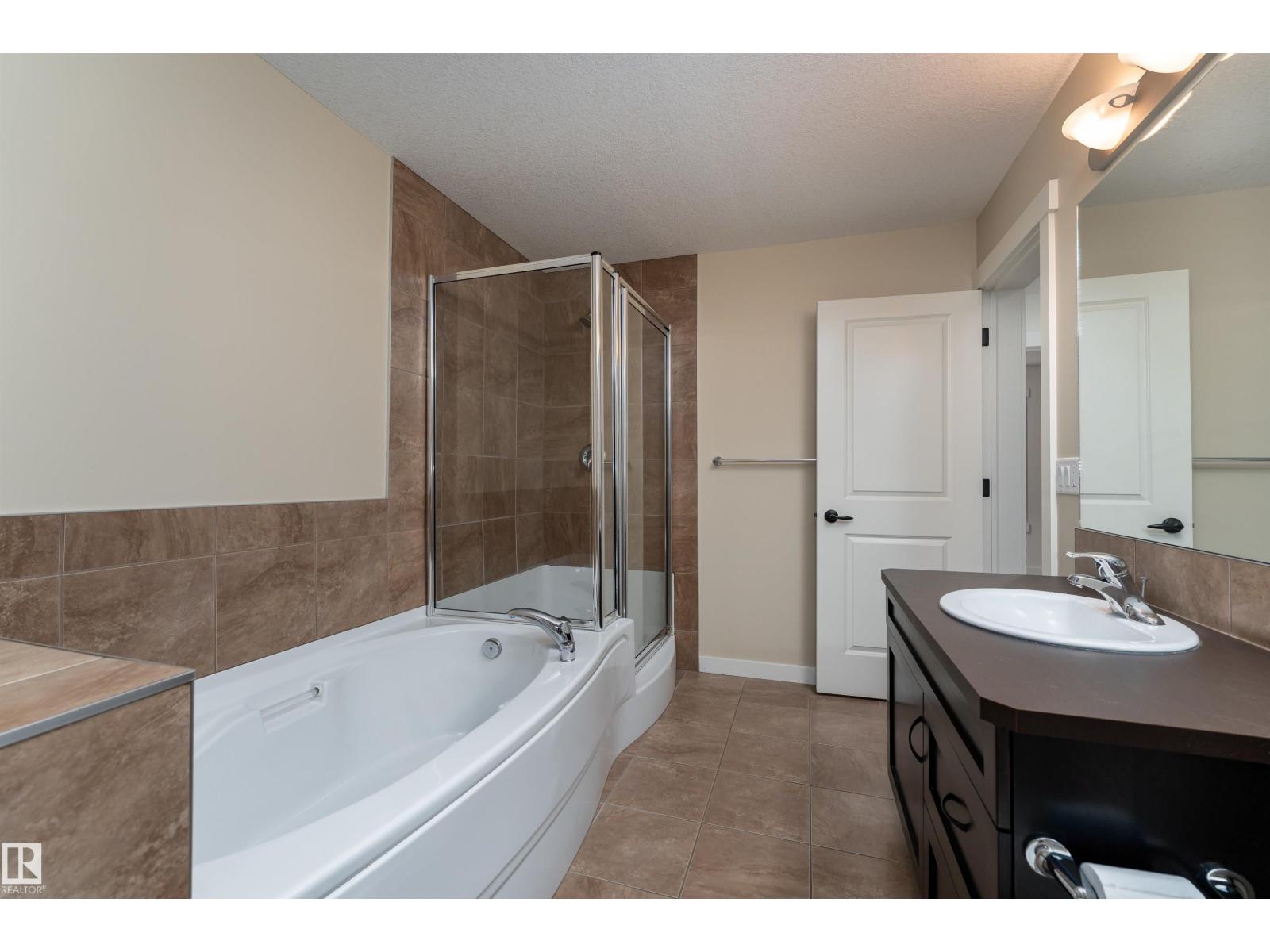 1060 Gault Bv Nw, Edmonton, Alberta  T5E 6N7 - Photo 25 - E4465065