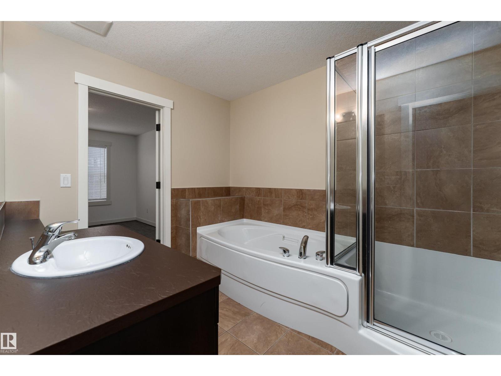 1060 Gault Bv Nw, Edmonton, Alberta  T5E 6N7 - Photo 26 - E4465065