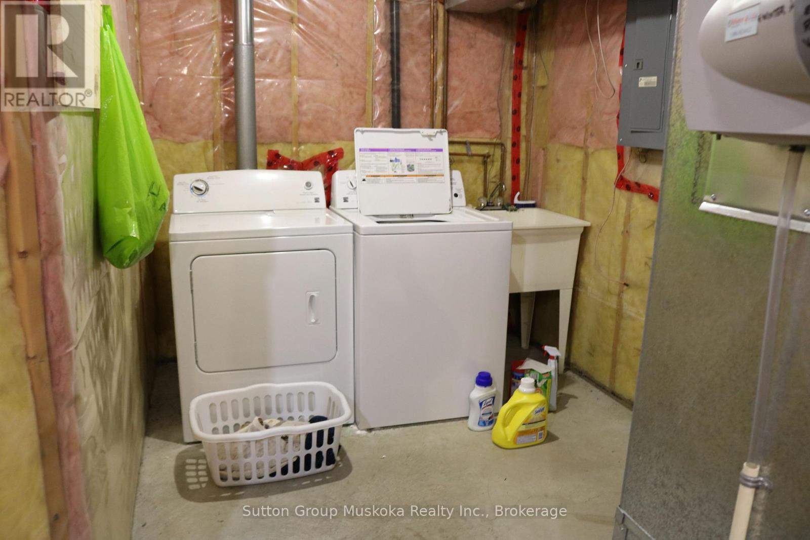 B1 - 20 Dairy Lane, Huntsville, Ontario P1H 2L1 - Photo 23 - X12521398