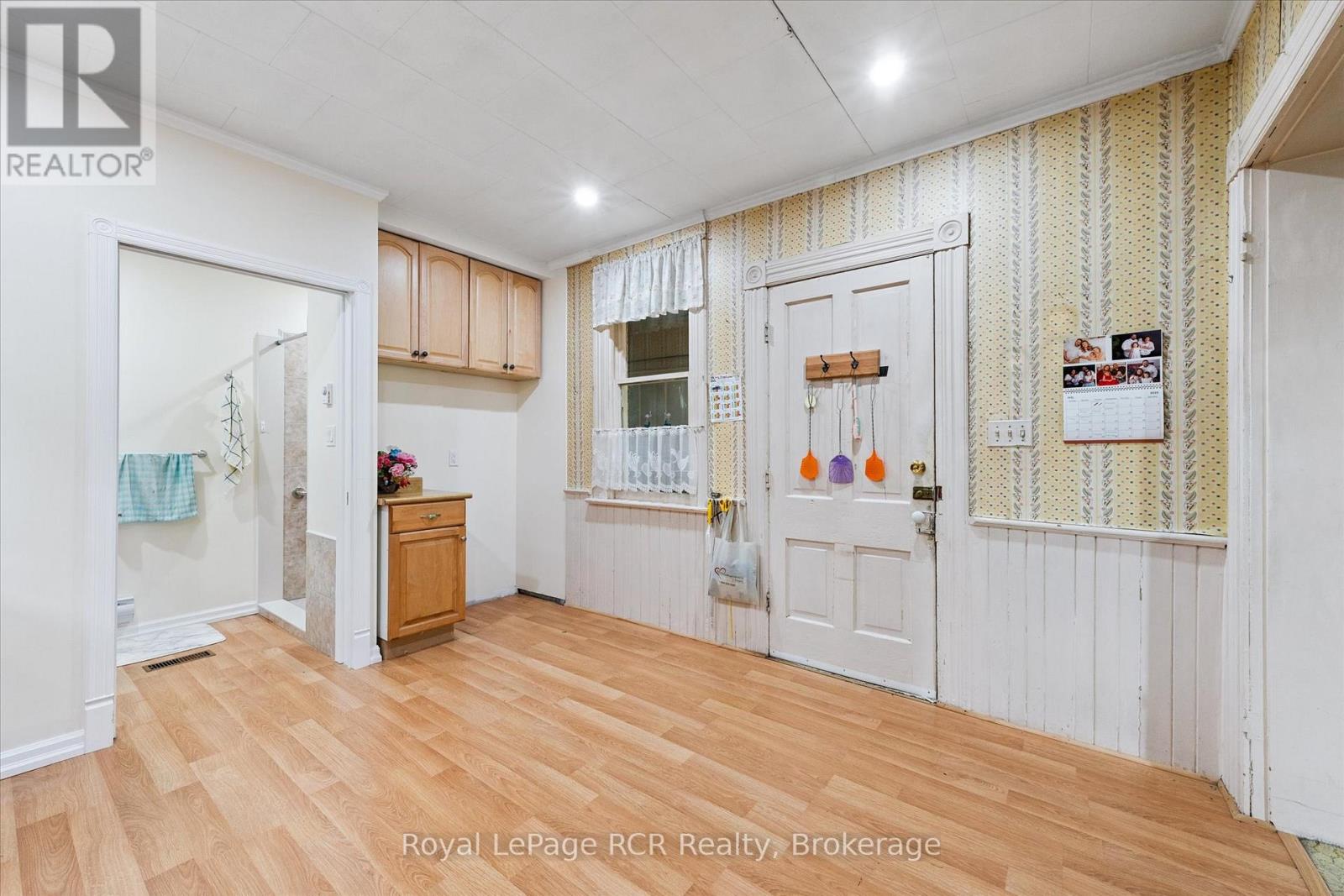 311207 6 Highway, Southgate, Ontario N0G 2L0 - Photo 21 - X12521432