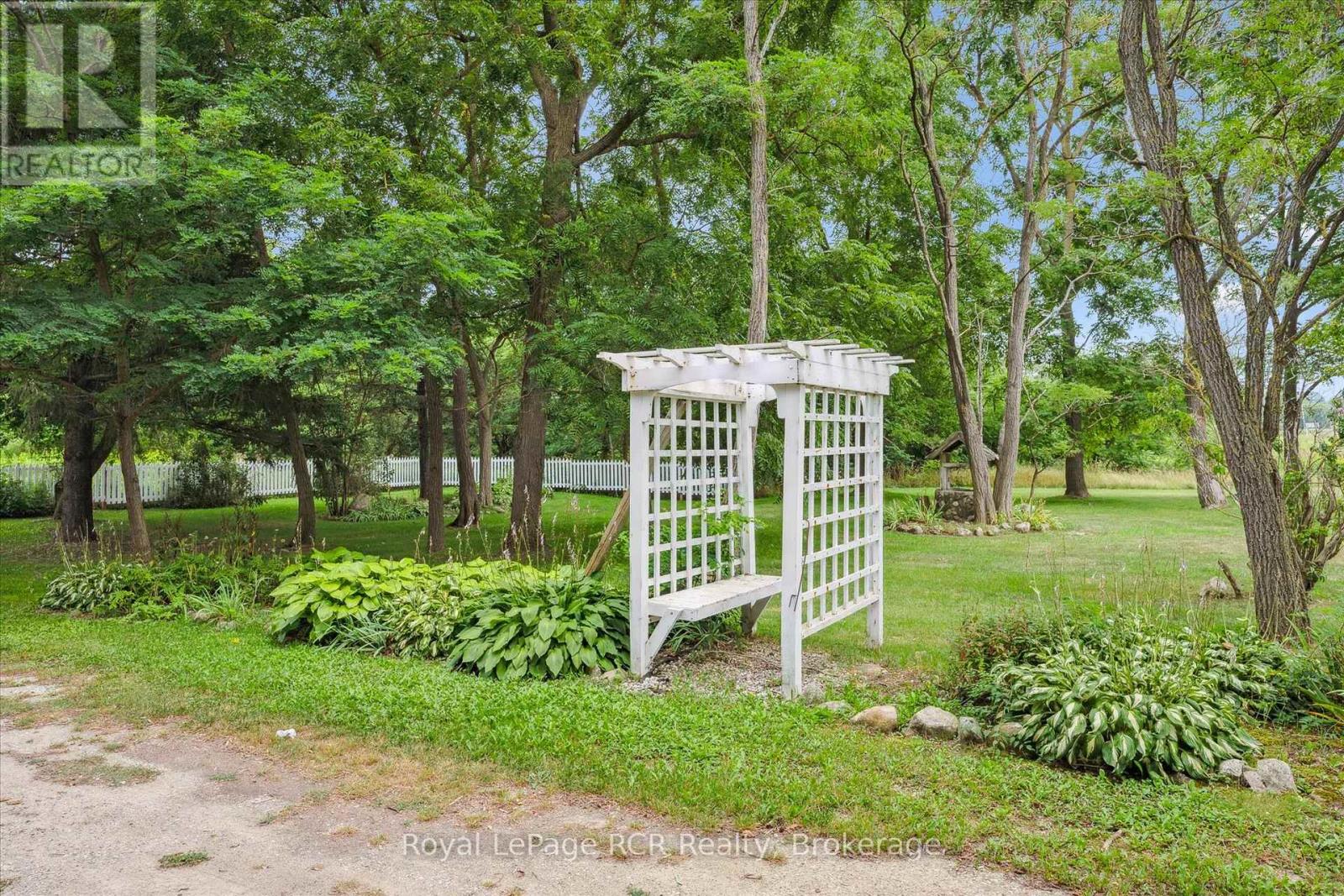 311207 6 Highway, Southgate, Ontario N0G 2L0 - Photo 42 - X12521432