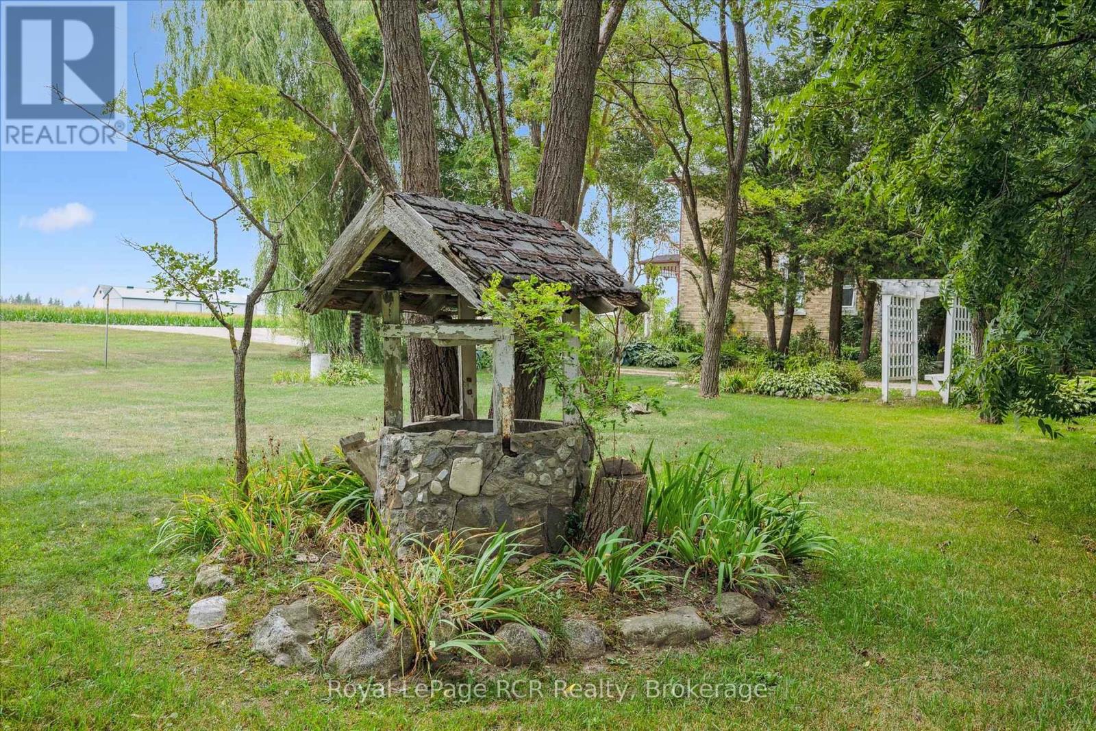 311207 6 Highway, Southgate, Ontario N0G 2L0 - Photo 45 - X12521432