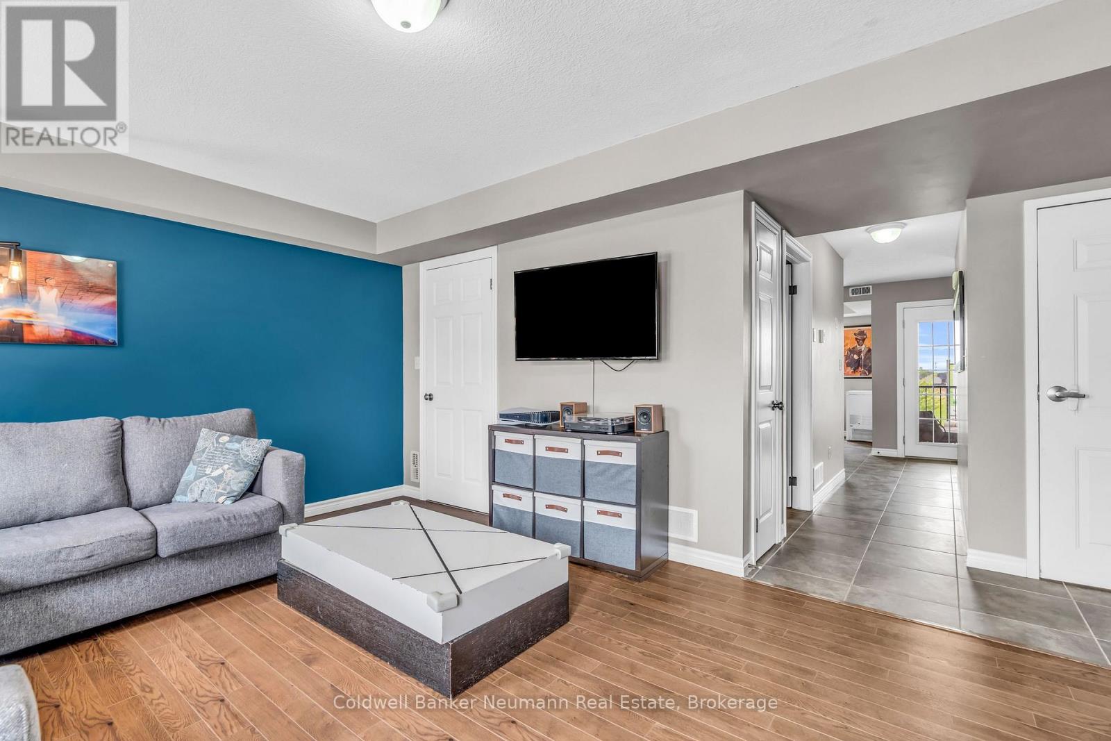 A - 644 Woodlawn Road E, Guelph, Ontario N1E 0K4 - Photo 2 - X12521576