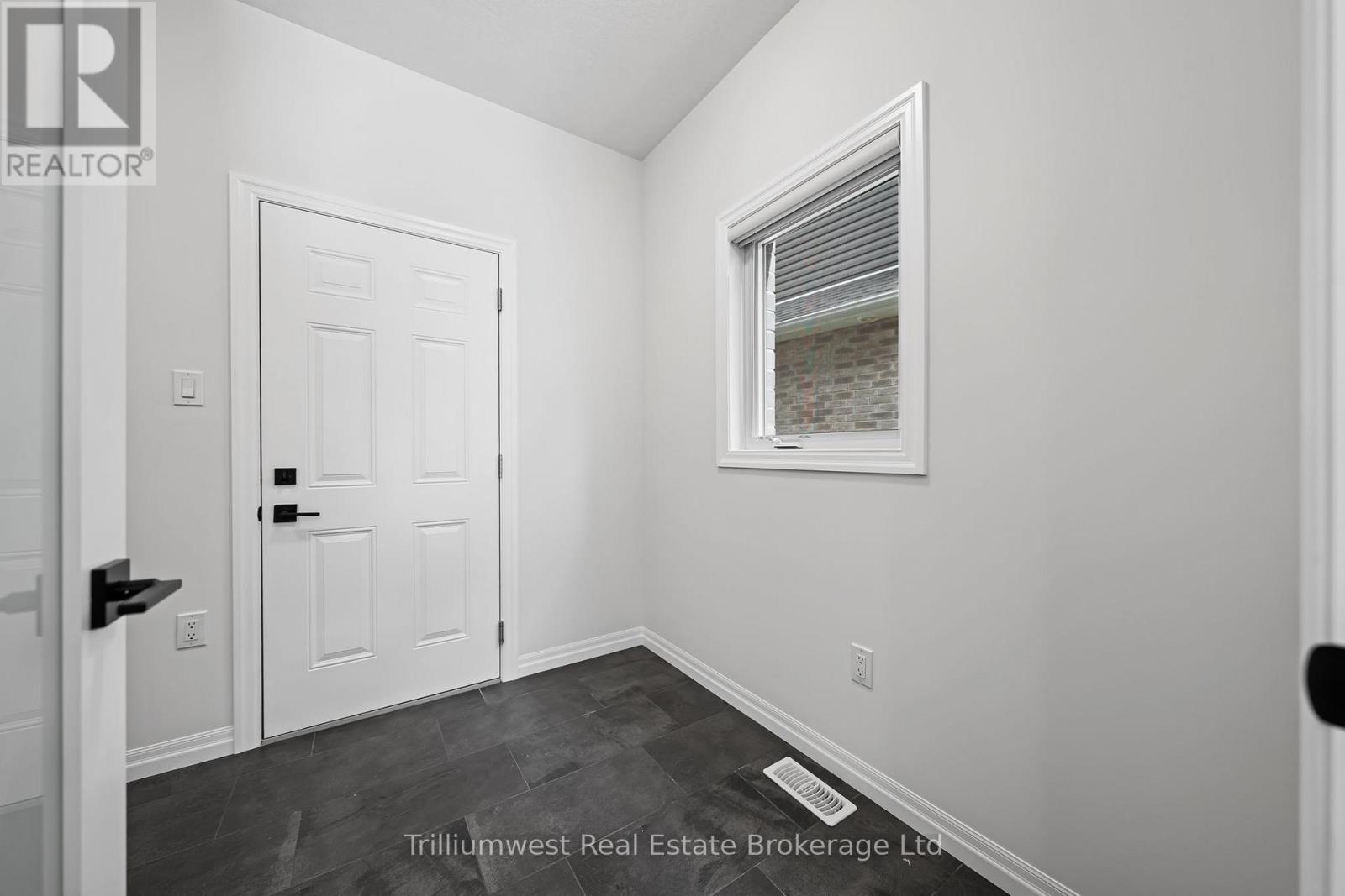 107 Harrison Street, Centre Wellington, Ontario N0B 1S0 - Photo 16 - X12521628