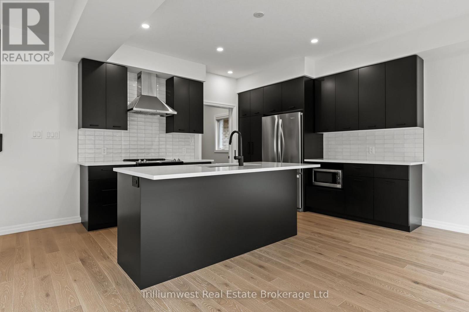 107 Harrison Street, Centre Wellington, Ontario N0B 1S0 - Photo 19 - X12521628