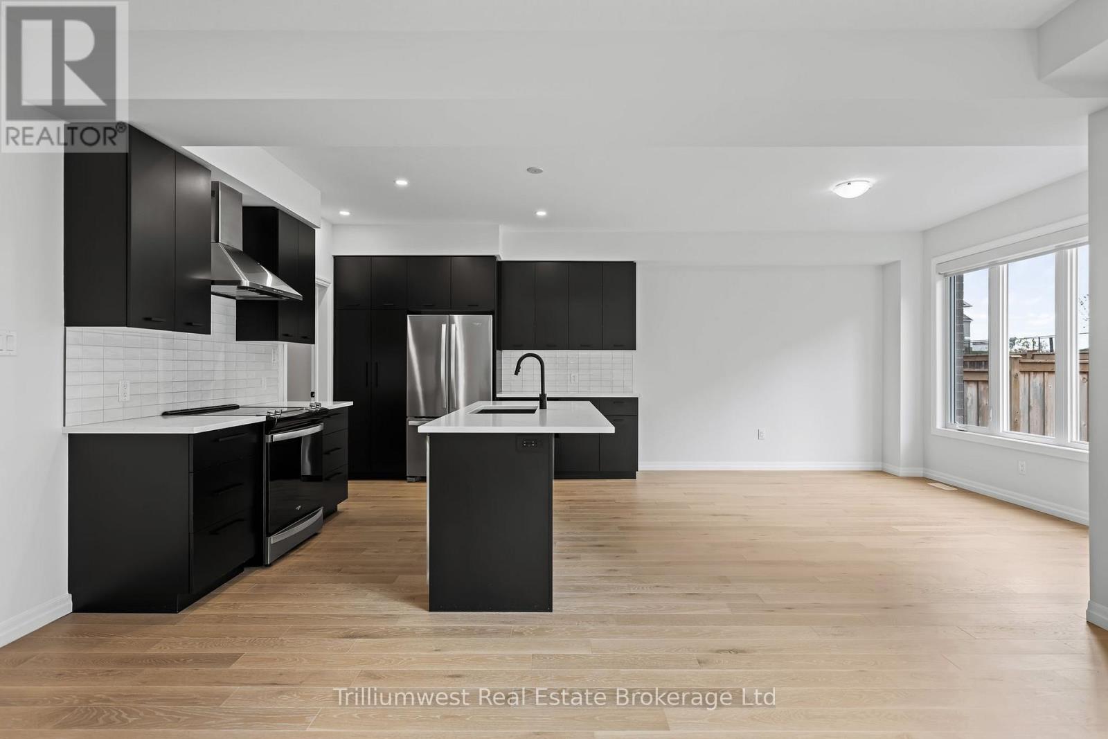 107 Harrison Street, Centre Wellington, Ontario N0B 1S0 - Photo 8 - X12521628