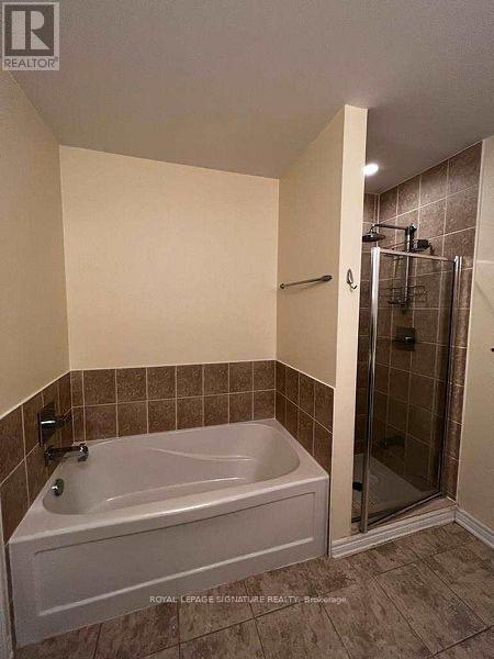 32 - 2460 Prince Michael Drive, Oakville, Ontario  L6H 7P1 - Photo 9 - W12521200