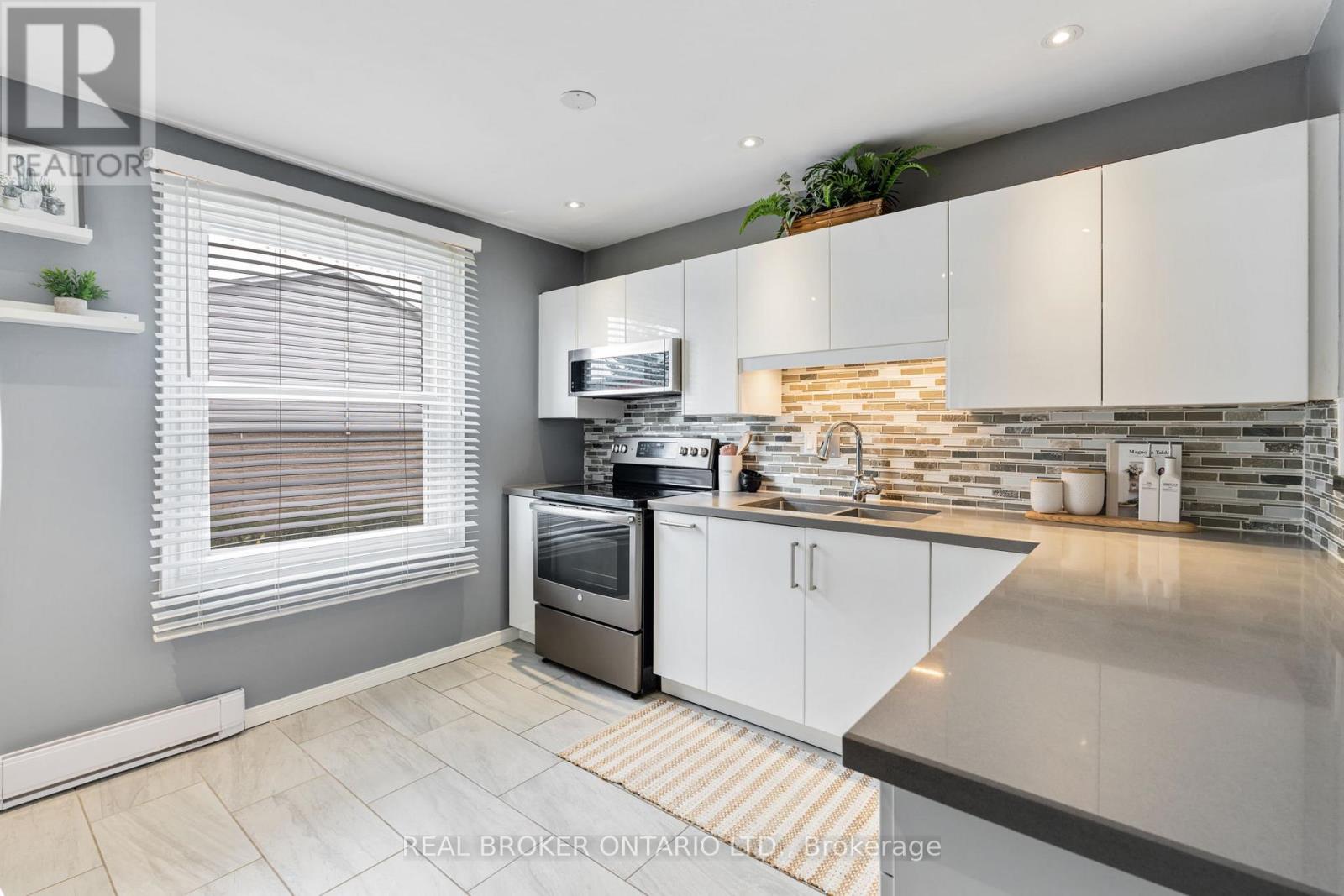 70 - 2440 Bromsgrove Road, Mississauga, Ontario L5J 4J7 - Photo 22 - W12521210