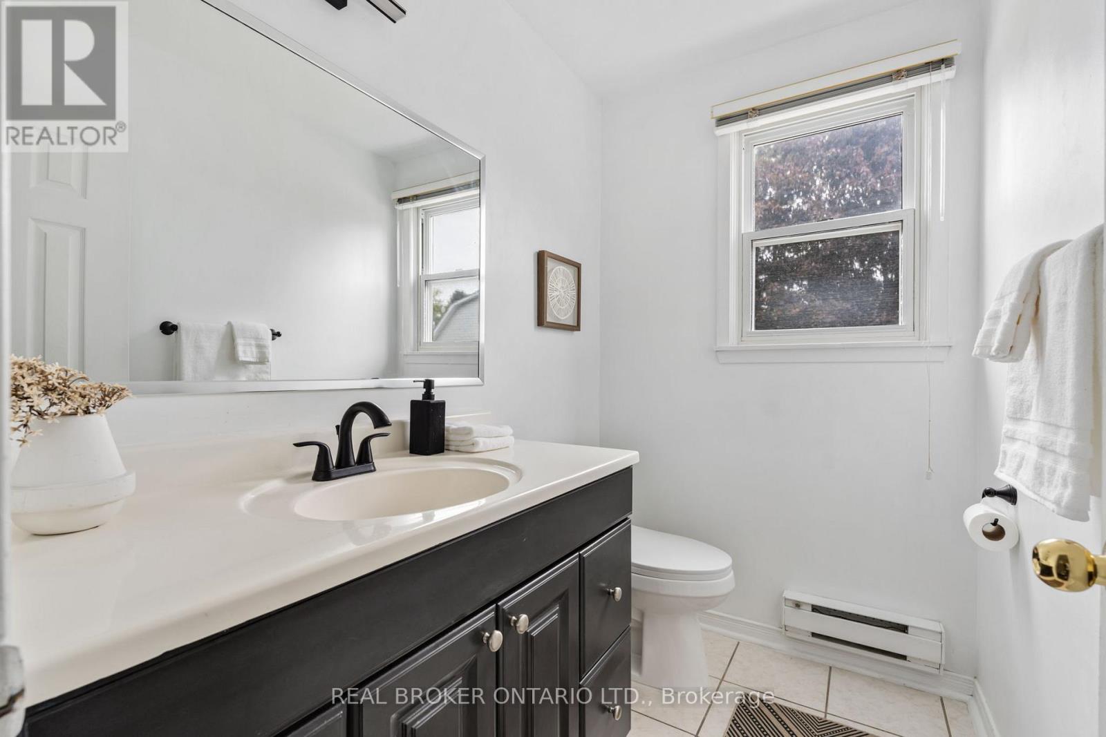 70 - 2440 Bromsgrove Road, Mississauga, Ontario L5J 4J7 - Photo 26 - W12521210