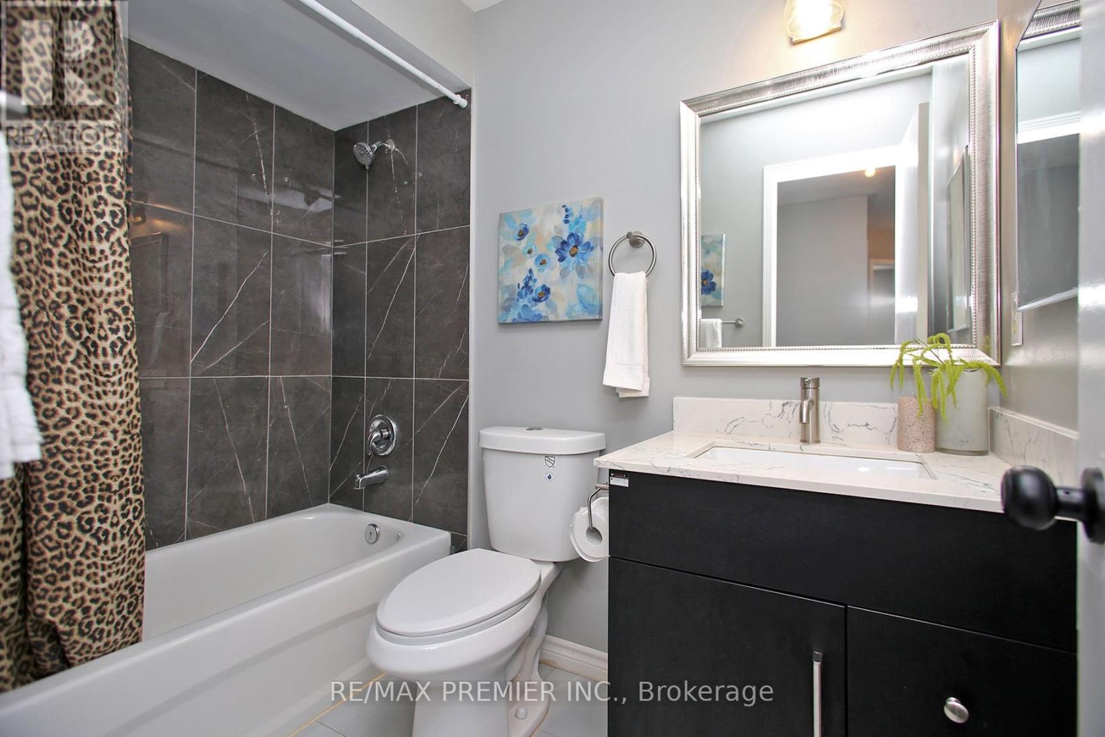 70 Gilgorm Road, Brampton, Ontario  L6X 4P5 - Photo 24 - W12521212