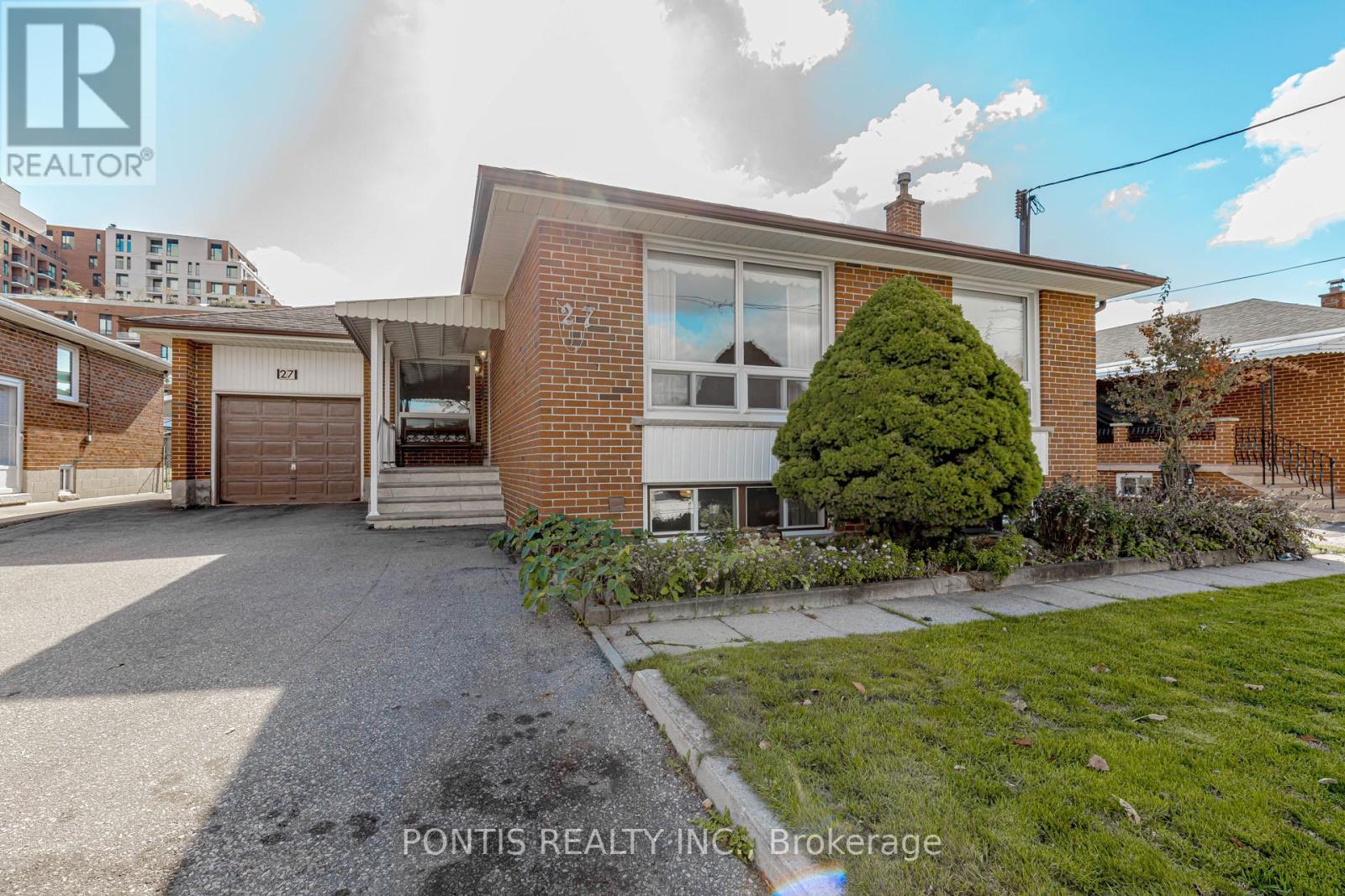 27 DIANA DRIVE, Toronto, Ontario