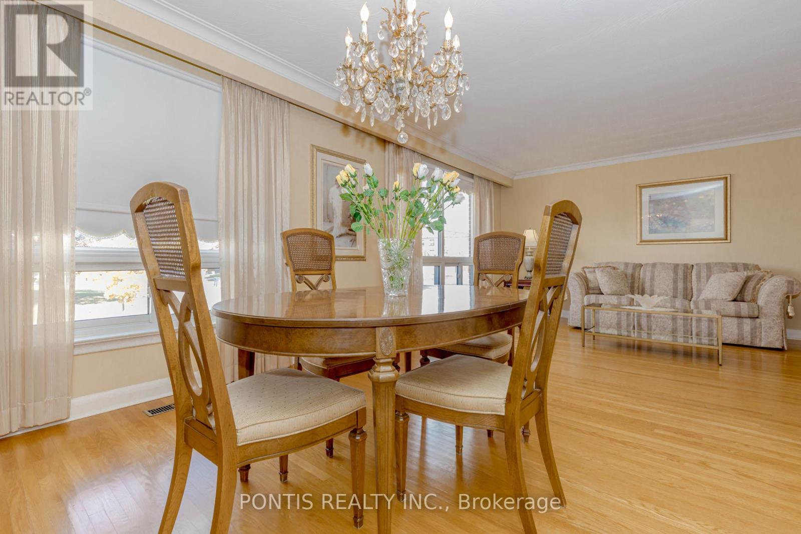 27 Diana Drive, Toronto, Ontario M3M 2W2 - Photo 21 - W12521224