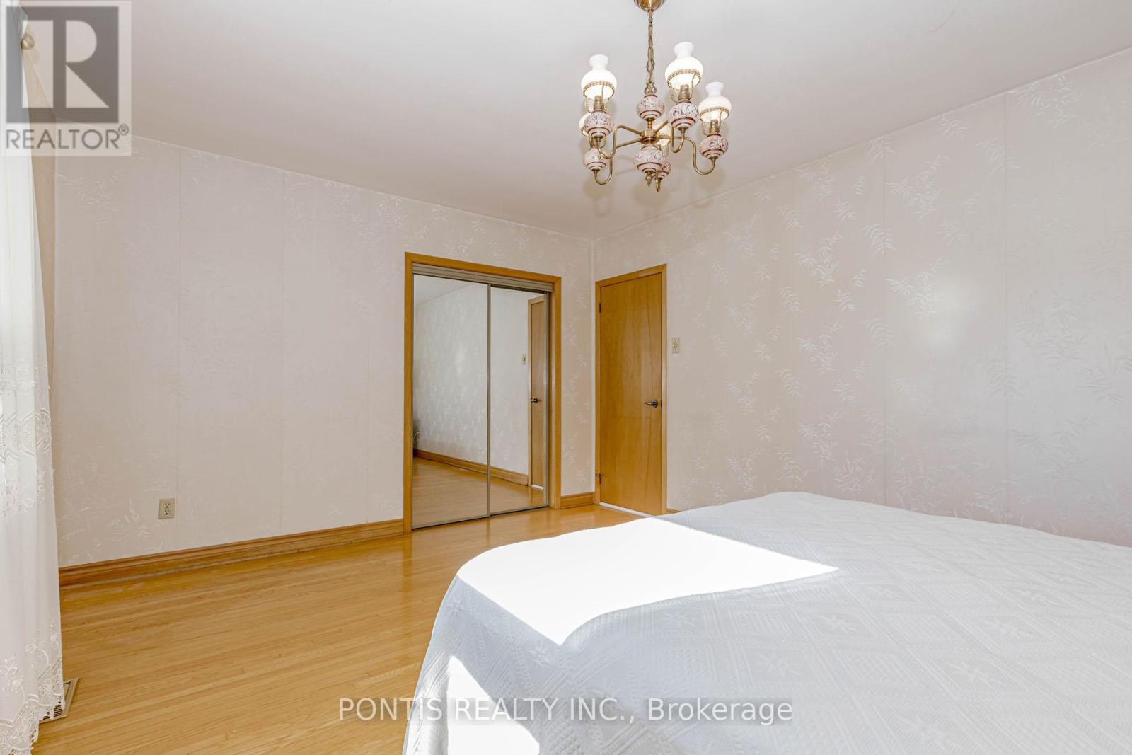 27 Diana Drive, Toronto, Ontario M3M 2W2 - Photo 29 - W12521224