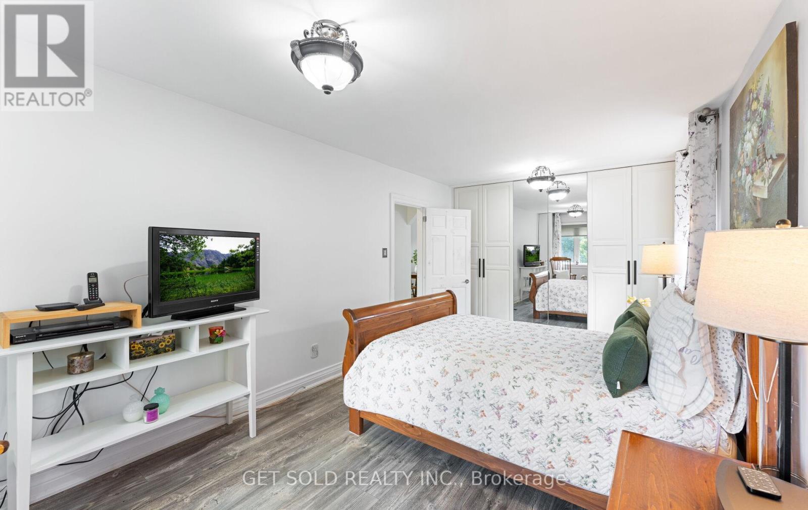 24 Huntsmoor Road, Toronto, Ontario  M9W 3R5 - Photo 29 - W12521286