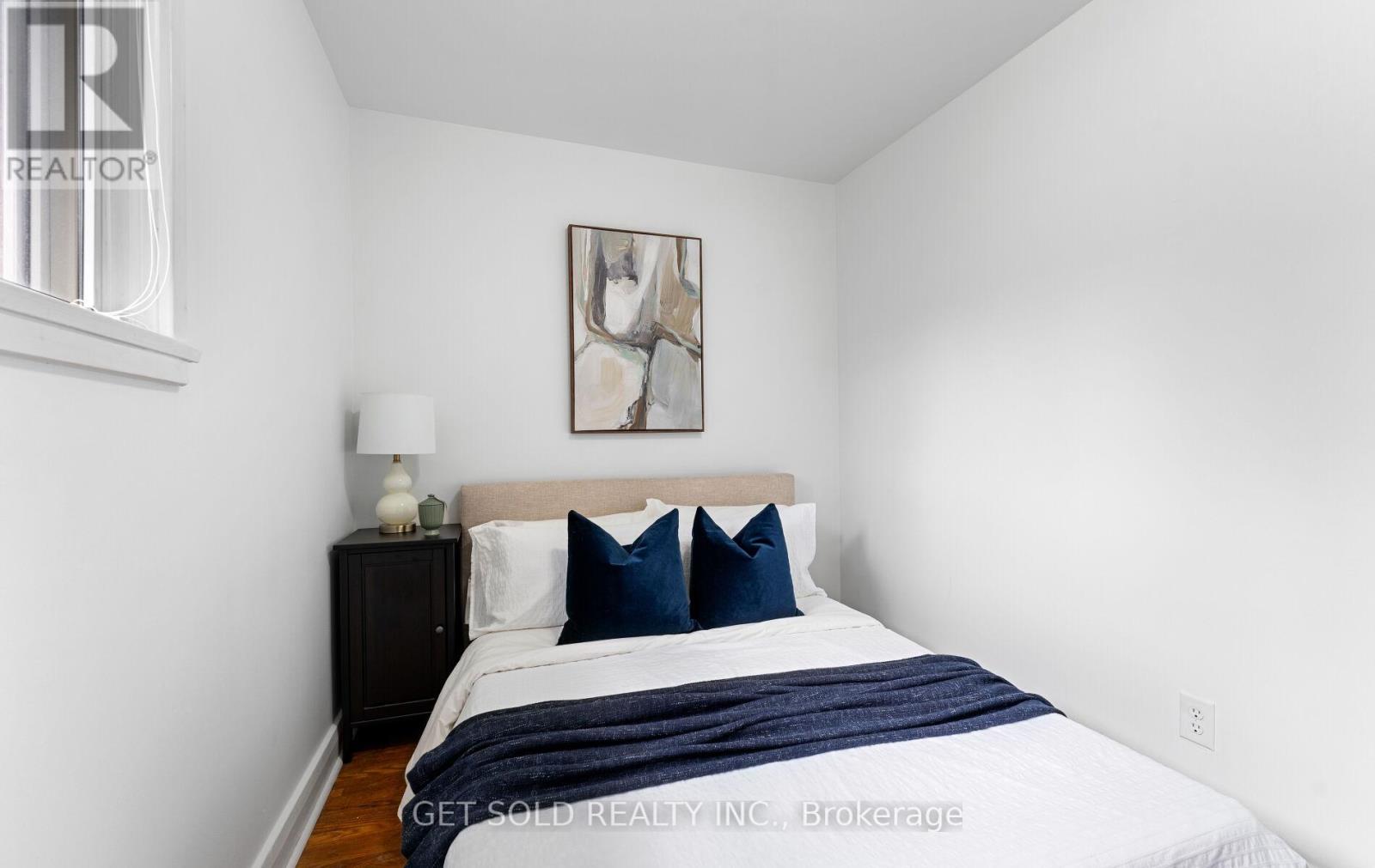 24 Huntsmoor Road, Toronto, Ontario  M9W 3R5 - Photo 32 - W12521286