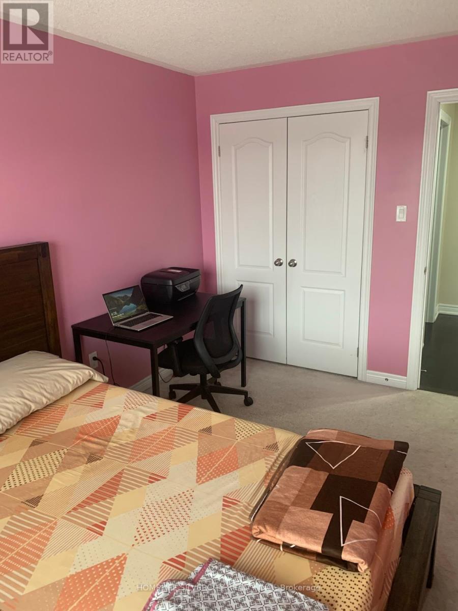 5 Almond Street, Brampton, Ontario  L6P 3W2 - Photo 7 - W12521300