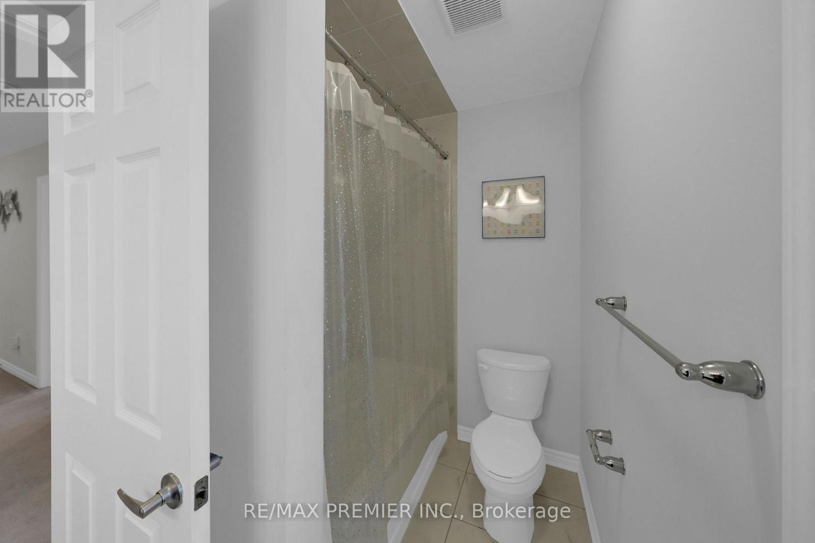 258 Remembrance Road, Brampton, Ontario  L7A 4P4 - Photo 27 - W12521328