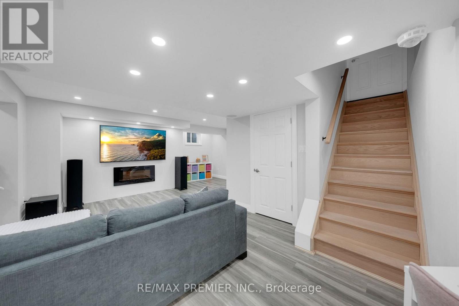 258 Remembrance Road, Brampton, Ontario  L7A 4P4 - Photo 30 - W12521328