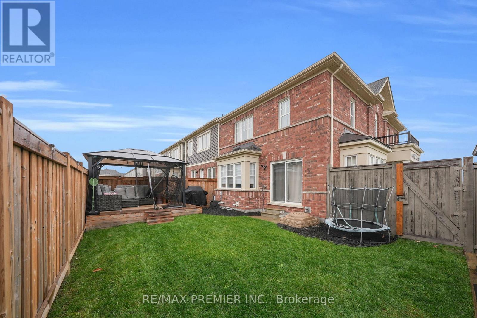 258 Remembrance Road, Brampton, Ontario  L7A 4P4 - Photo 39 - W12521328