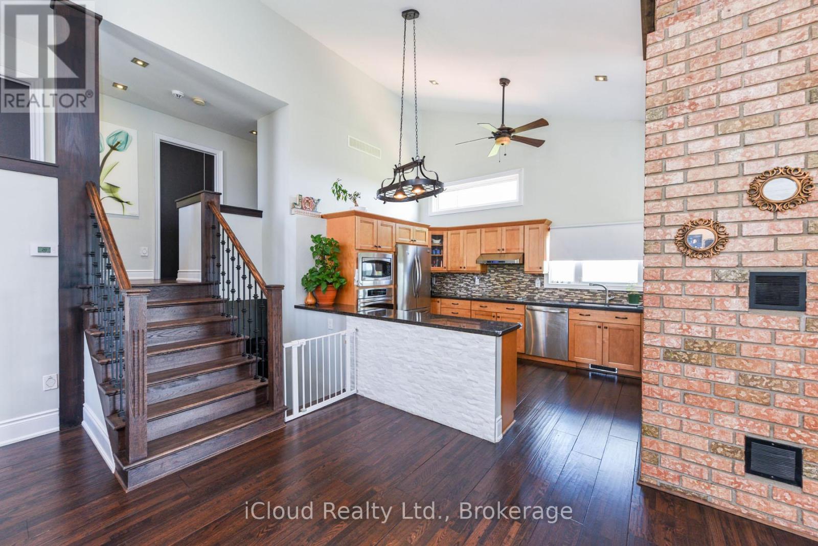 4573 Charleston Side Road, Caledon, Ontario  L7K 0S7 - Photo 12 - W12521330